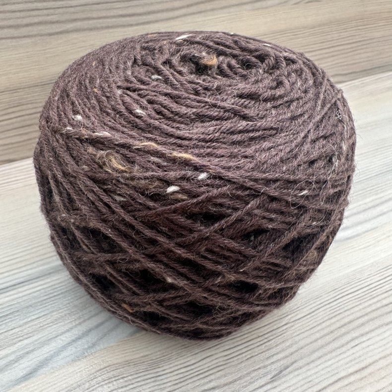 Tweed Brun
