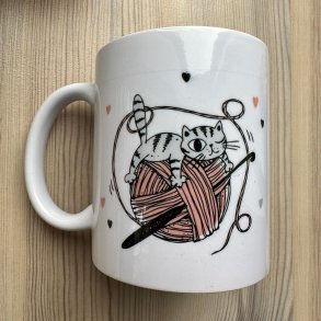 Kat med hklenl rosa - Til hjre hnd