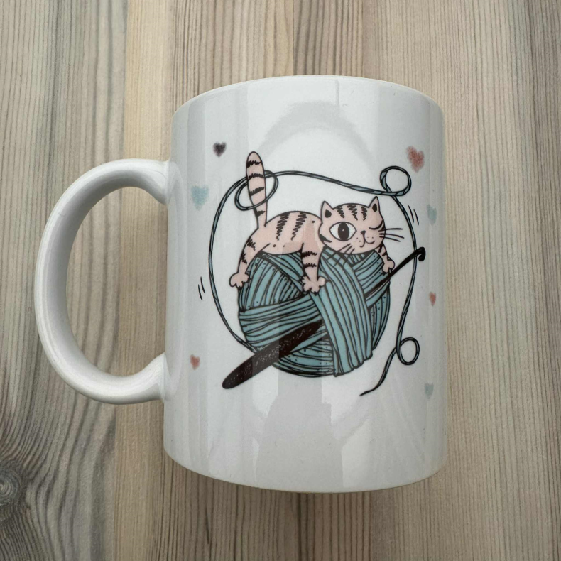 Kat med hklenl bl - Til hjre hnd