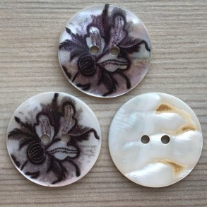 Perlemor Knap Med Blomsterprint - 20 mm