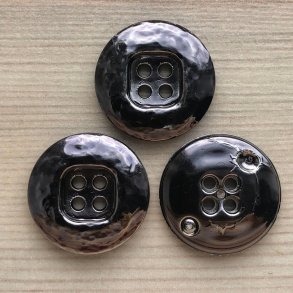 Plastik Knap med Banket Metallook - 22 mm