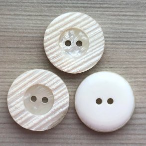  Plastik Knap Med Struktur Overflade Cream - 22 mm