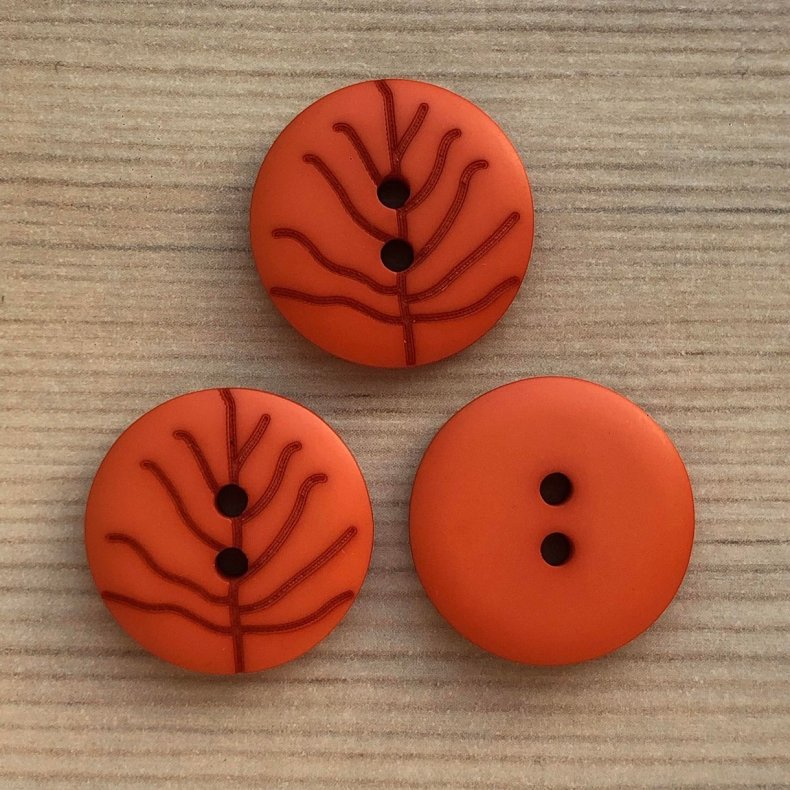Plastik Knap Med Bladmotiv Orange - 15 mm