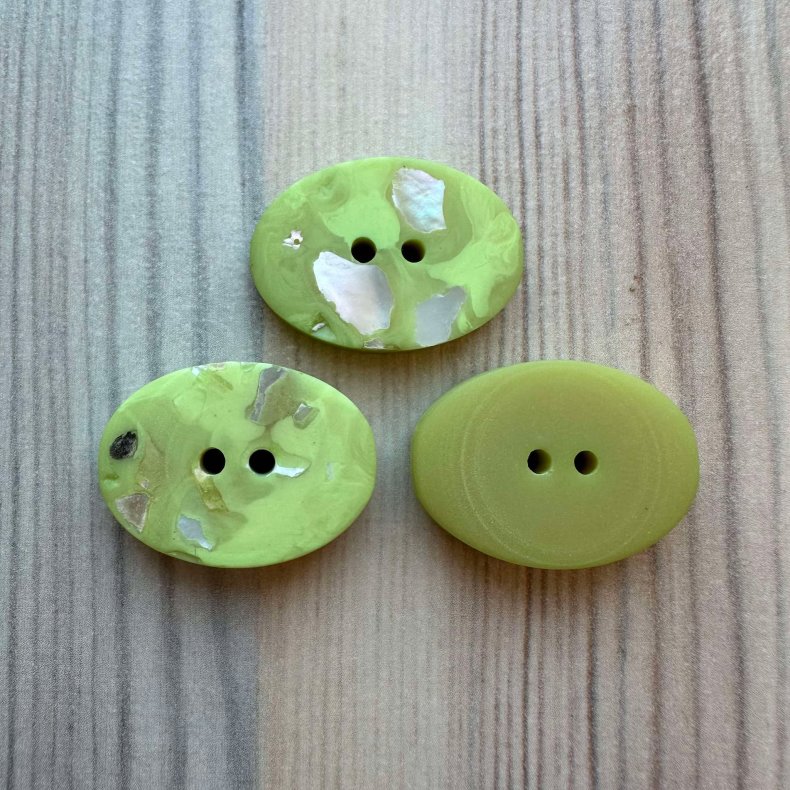 Plastik Knap Oval Grn - 15*20 mm