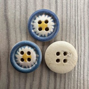 Tr Knap Rund Blomst Bl - 15 mm 