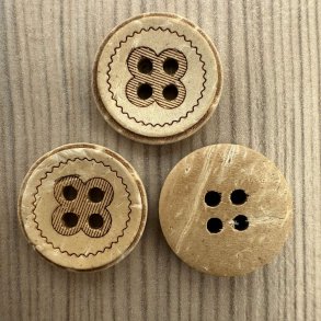 Kokos Knap Med Mnster - 18 mm