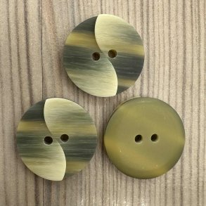 Plastik knap, beige og gr meleret - 22 mm