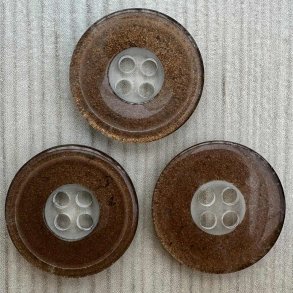 Plastik Knap med Bronze kant - 18 mm