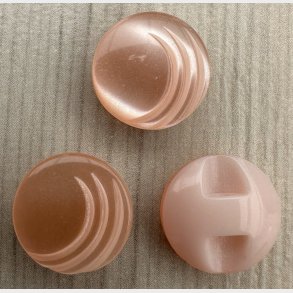 Plastik Knap Lille Laksefarvet - 11 mm